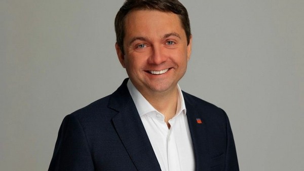 Губернатора Мурманской области Андрея Чибиса ударили ножом в живот Губернатора Мурманской области Андрея Чибиса ударили ножом в живот