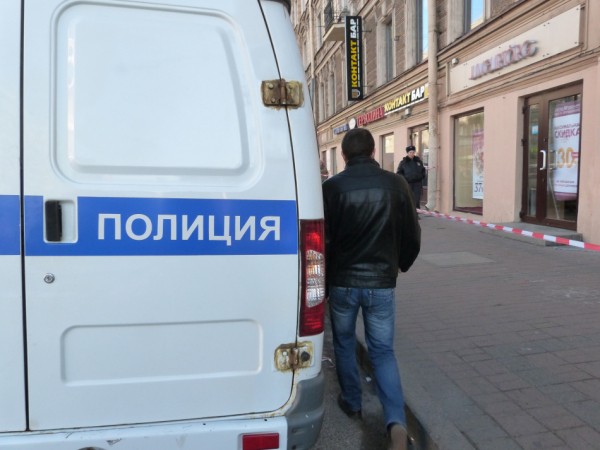 Напавшую на сожителя с ножом женщину-рецидивистку задержали в Петербурге Напавшую на сожителя с ножом женщину-рецидивистку задержали в Петербурге