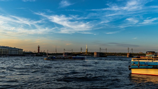Оранжево-желтый Петербург: горожан предупредили об опасной погоды в первые дни лета