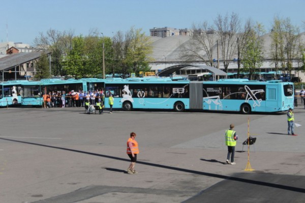 В Петербурге появятся новые туристические автобусы В Петербурге появятся новые туристические автобусы