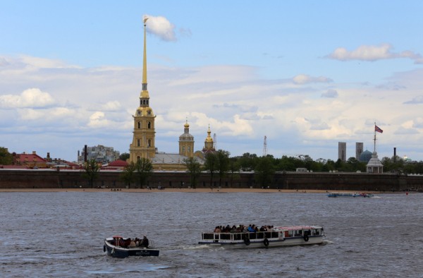 В Петербурге сдвинули сроки реставрации Петропавловской крепости В Петербурге сдвинули сроки реставрации Петропавловской крепости
