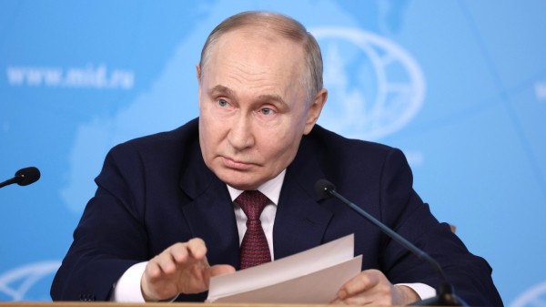 Путин подписал закон о запрете треш-стримов