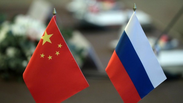 Ван И: Китай готов укреплять стратегические связи с Россией Ван И: Китай готов укреплять стратегические связи с Россией