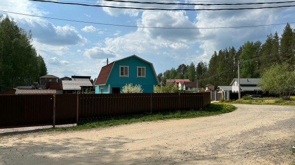 Асфальт к садоводствам: Петербург выделит 1,2 млрд рублей на ремонт дорог