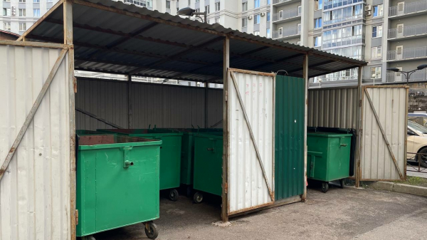 Подрядчик мусорного оператора Петербурга продал свои обязанности за 600 млн
