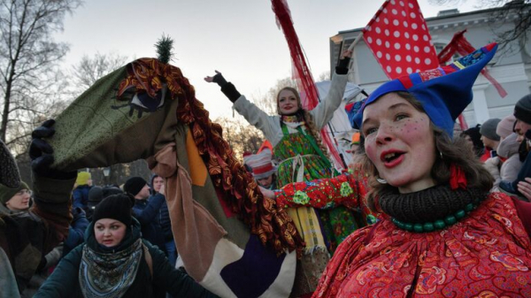 В России началась масленичная неделя, по всей стране пройдут блинные ярмарки