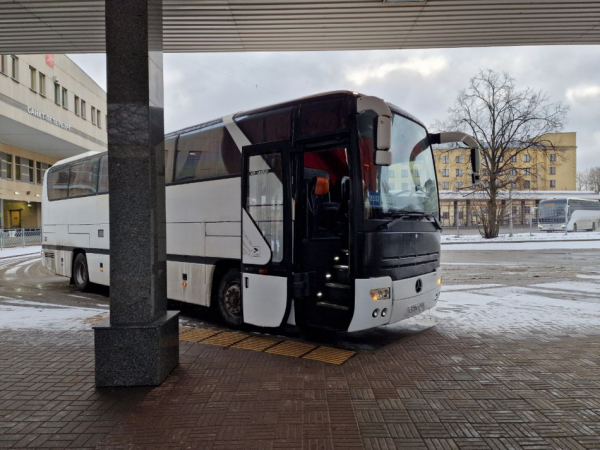 Петербург связал с Мариуполем новый автобусный маршрут Петербург связал с Мариуполем новый автобусный маршрут