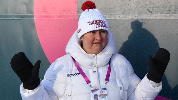 Вяльбе рассказала, что лыжник Горбунов получил травму спины