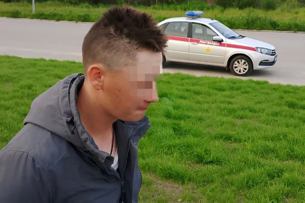 В Петербурге задержали рецидивиста за кражу инструментов со стройки школы В Петербурге задержали рецидивиста за кражу инструментов со стройки школы