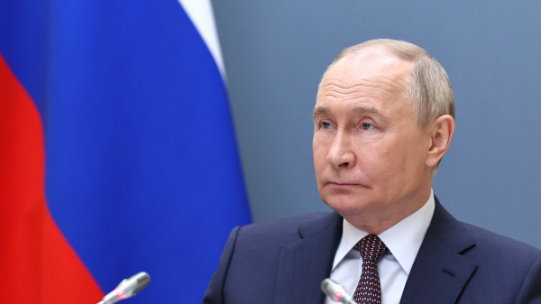 Путин подписал закон о штрафах в 500 тысяч за продажу энергетиков детям Путин подписал закон о штрафах в 500 тысяч за продажу энергетиков детям