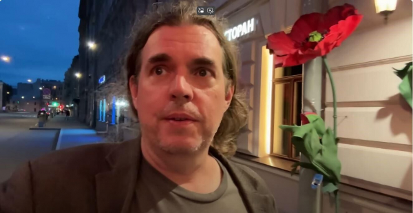 Американский блогер остался под большим впечатлением от ночного Петербурга