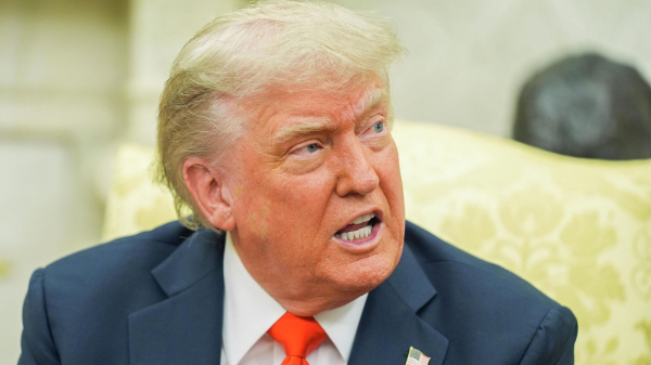Evrensel: Трамп пытается влиять на Москву и Киев с помощью угроз Evrensel: Трамп пытается влиять на Москву и Киев с помощью угроз