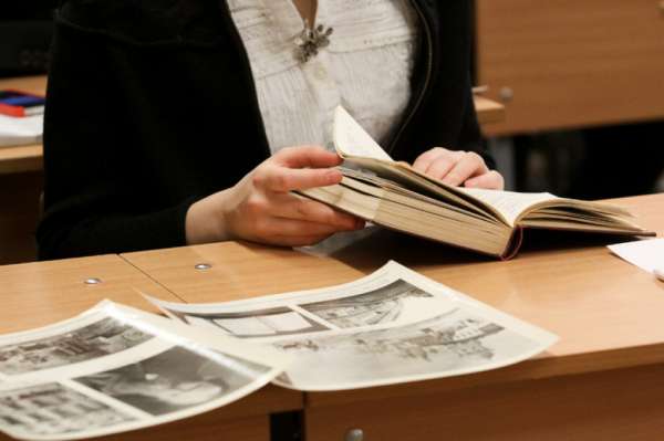 В российских школах начинается переподготовка учителей истории и обществознания В российских школах начинается переподготовка учителей истории и обществознания