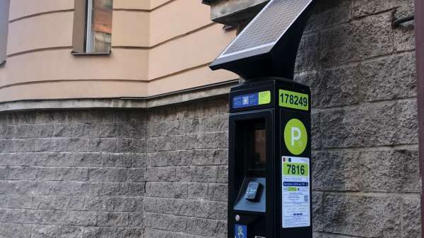 Здесь дороже, там дешевле: стоимость парковки в Петербурге определят коэффициенты загруженности улиц Здесь дороже, там дешевле: стоимость парковки в Петербурге определят коэффициенты загруженности улиц