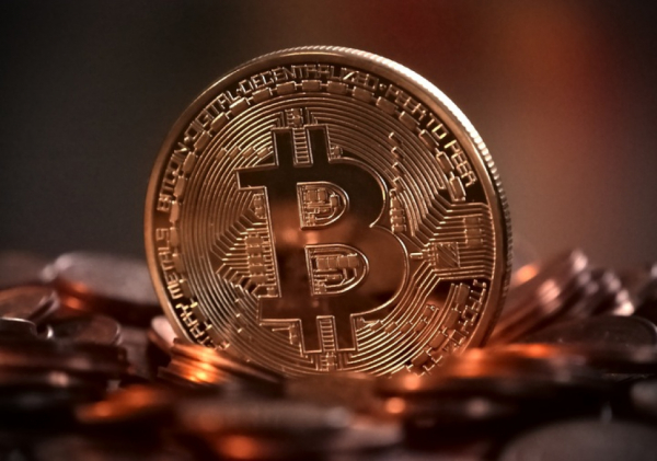 Биткоин обновил абсолютный максимум стоимости на мировых биржах Биткоин обновил абсолютный максимум стоимости на мировых биржах