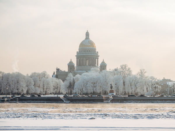 На этой неделе в Петербурге ожидаются резкие колебания температуры На этой неделе в Петербурге ожидаются резкие колебания температуры